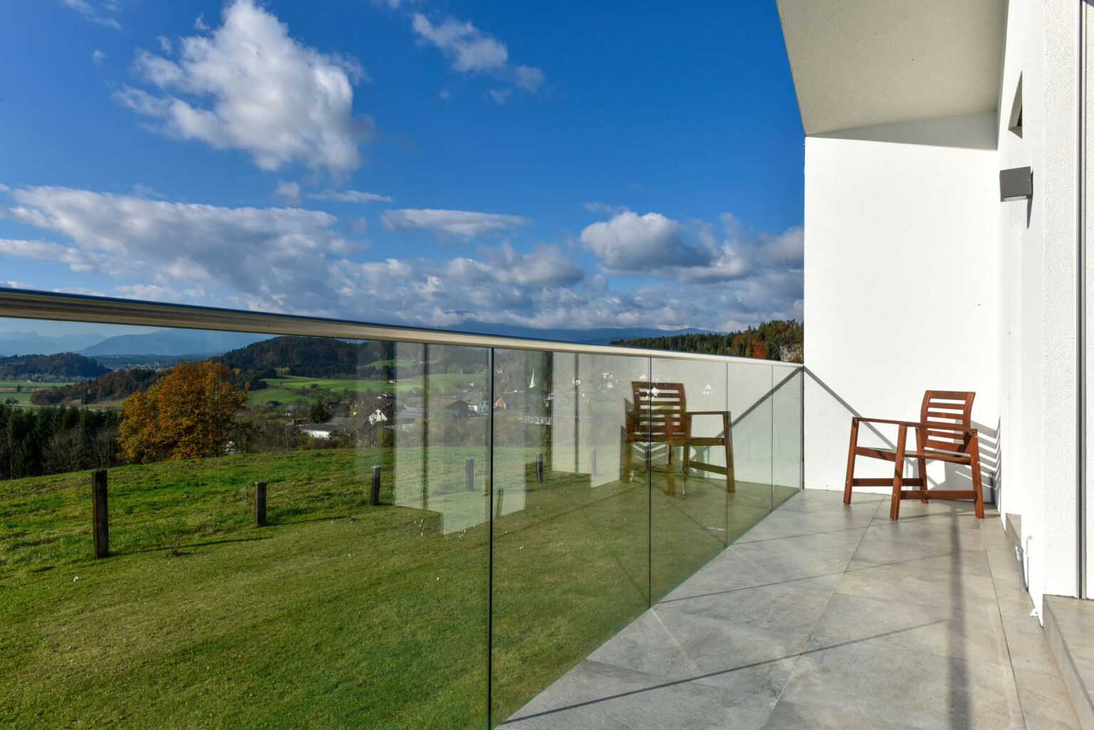 100% Aussicht mit Alubalkongeländer Pure